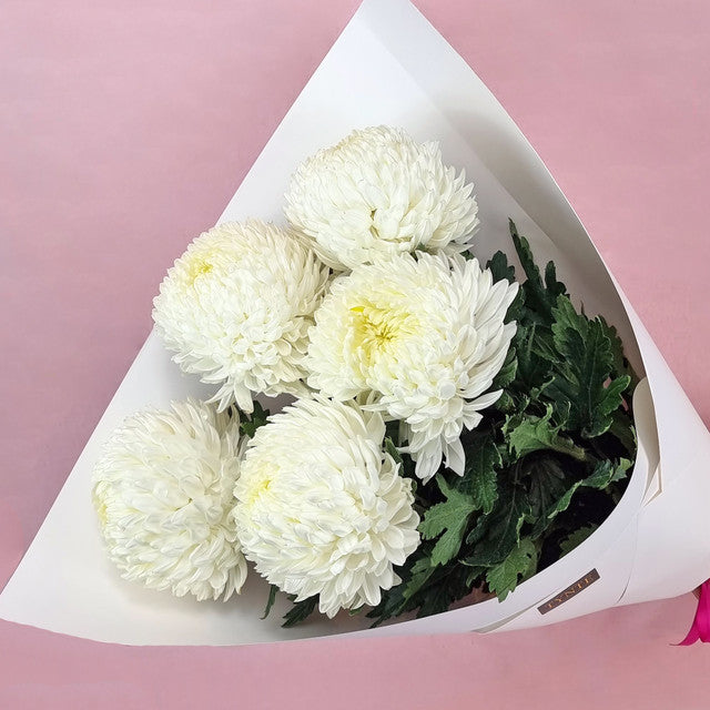 White Disbud Bouquet
