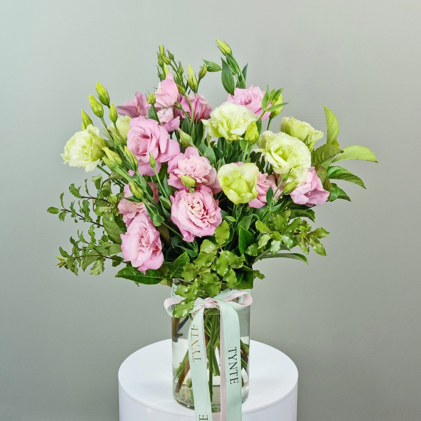 Atelier Lisianthus Vase - Pink