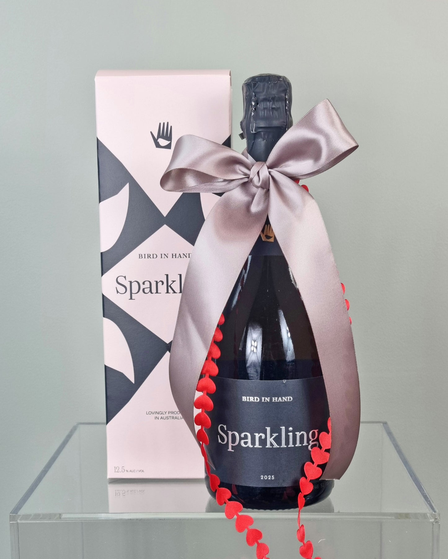 Valentine's Bird In Hand Sparkling Pinot Noir