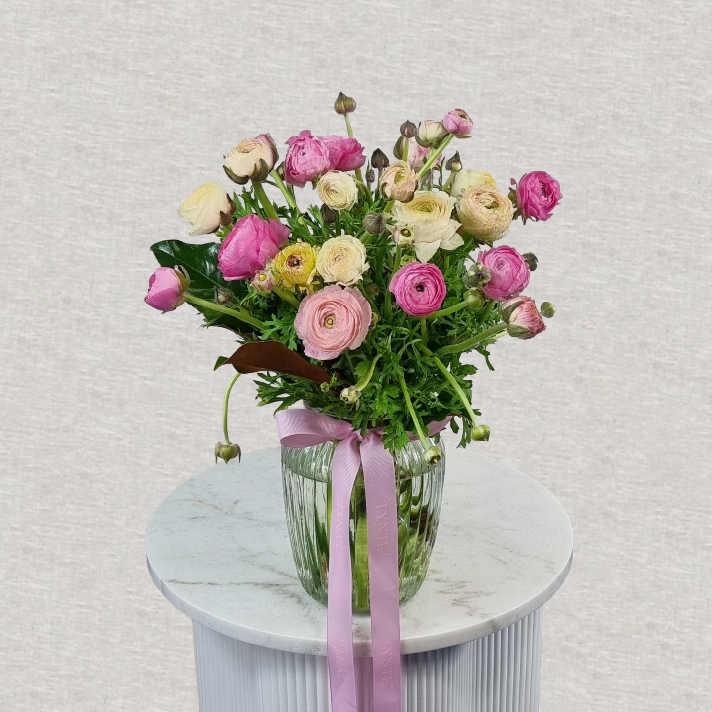 Sweet Bloom Pastel 20 stem Vase