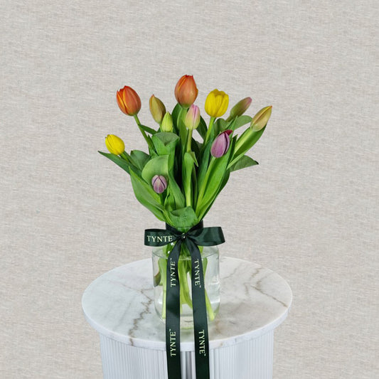 Magic Moments - 10 stem Vase