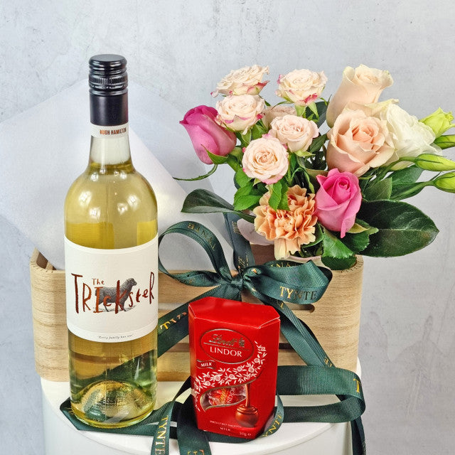 Summer White Wine Hamper