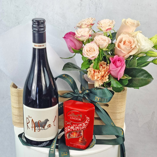 Summer Red Wine Hamper