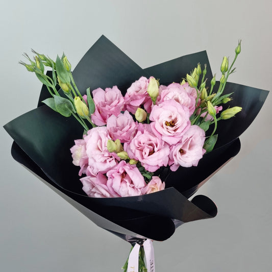 Signature Lisianthus Bouquet - Pink