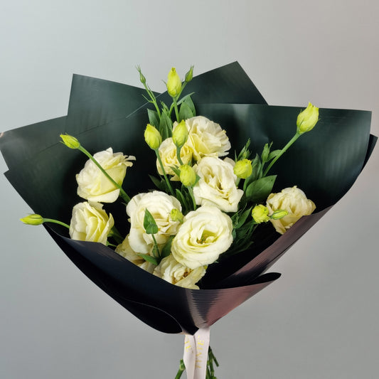Signature Lisianthus Bouquet - White