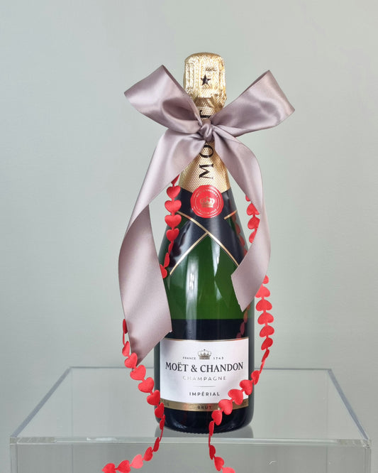 Valentine's Moet and Chandon Non Vintage Champagne