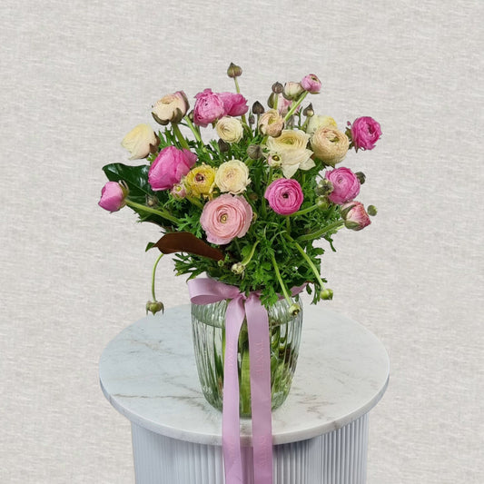 Sweet Bloom Pastel 20 stem Vase