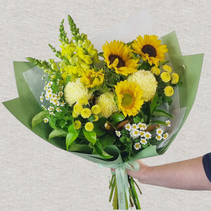 The Large Sunny Side Bouquet