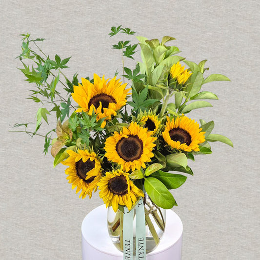 Sunlit Tuscany - 7 Stem Vase